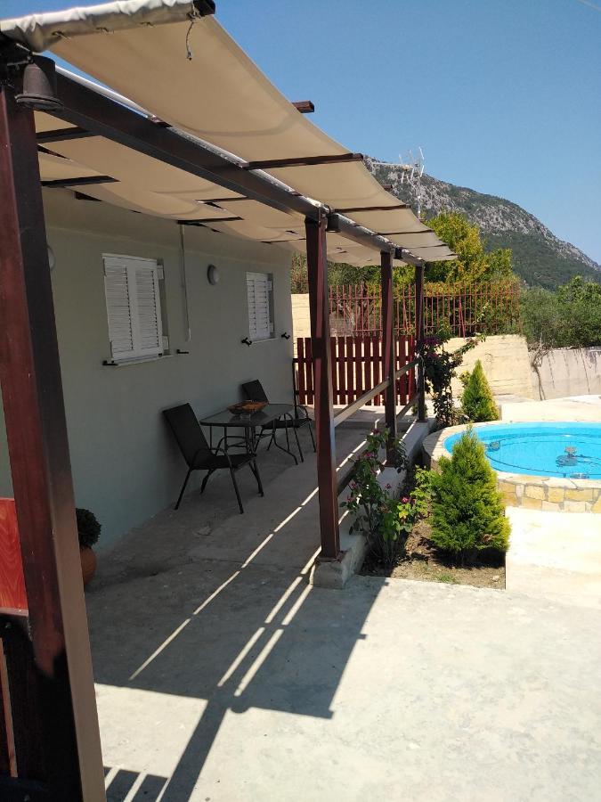 Apartment With Pool In Tzanata Kefalonia Dhimisianáta Exteriör bild